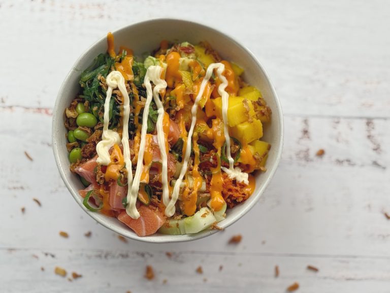 Recept voor Poké bowl met zalm en mango
