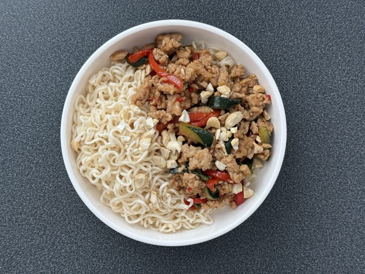 noodles met kipgehakt