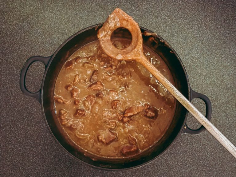 Hachee maken – Ouderwets lekker en heerlijk mals stoofvlees